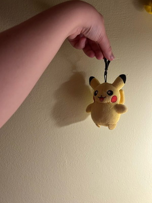 Pokémon keychain like new