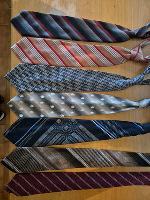 Men's ties like new, collection of 7, multicolored