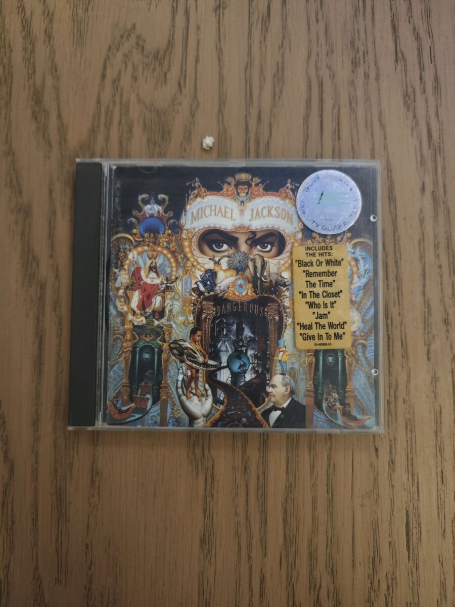 Michael Jackson Dangerous CD like new,… - € 10,00 - Vendora.cy