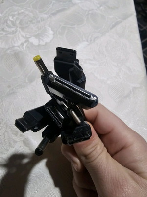 Usb charger used with multiple ports