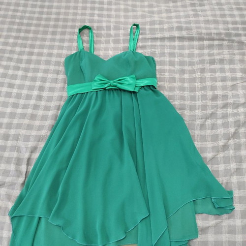 Women's dress used, emerald muslin with satin belt