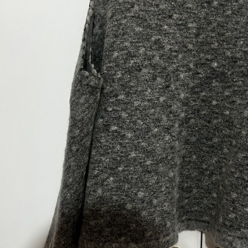 Grey embossed sleeveless cardigan waterfall style, like new, one size L-XXL