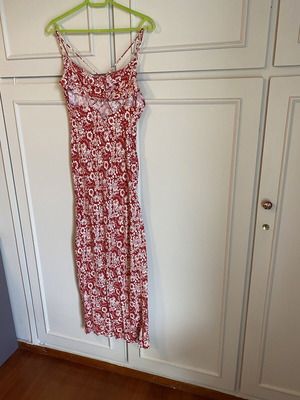 Dress red floral long with thin straps like new