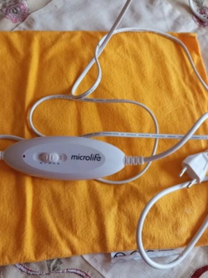 Electric heating pad for back and waist Microlife 100 watt like new