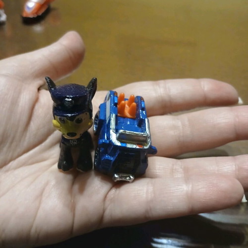 7 Mini Paw Patrol Figures Like New with Vehicles
