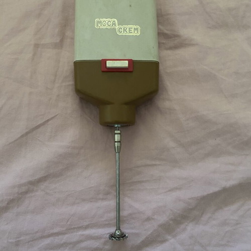 Vintage mixer from the 1980s, like new, battery powered