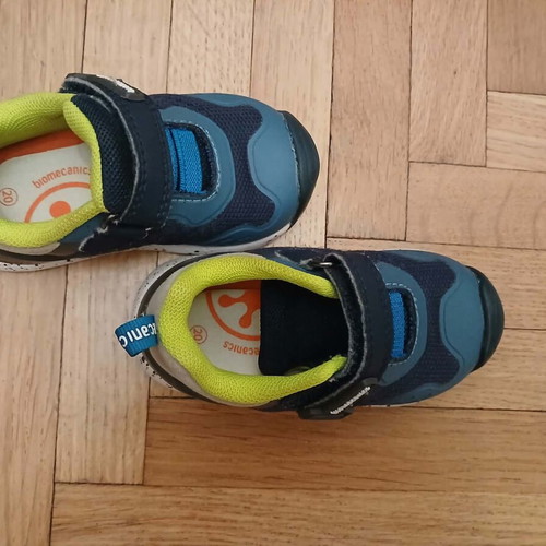 Biomecanics baby shoes used, size 20