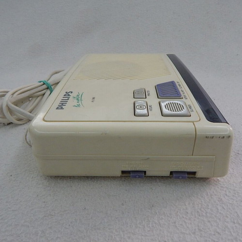 Philips AJ 3180 table clock radio used with alarm and FM-AM