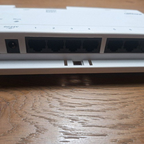 Dahua IP POE Switch DHI VTNS 1060A like new, 6-port rackmount