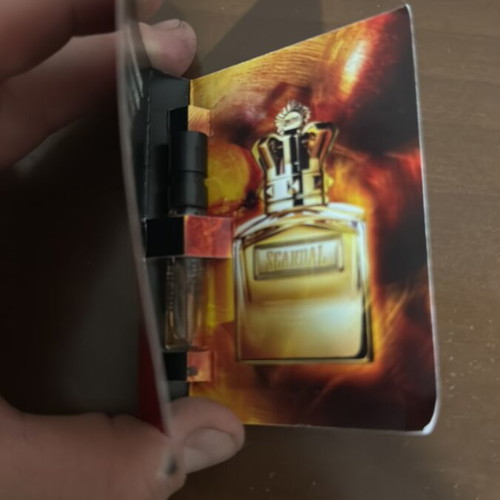 Tester perfumes authentic, pack of 10 small 1.5 ml samples