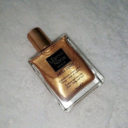 L'essence des notes iridescent dry oil for face, hair, body new