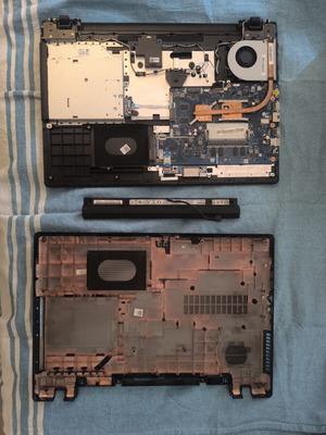Lenovo V110-17IKB 17.3" i7-7500U laptop used, faulty motherboard for parts
