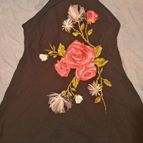Embroidered blouse like new, size S, black and pink
