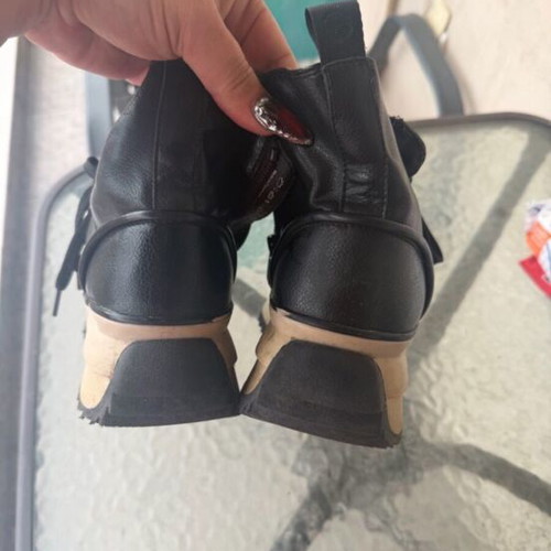 Tamaris black ankle boots like new, size 39