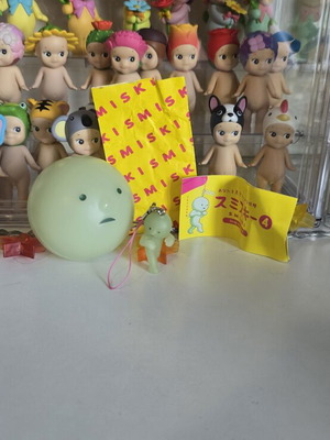Smiski Strap Accessories Series 4 Sneaking Figure like new