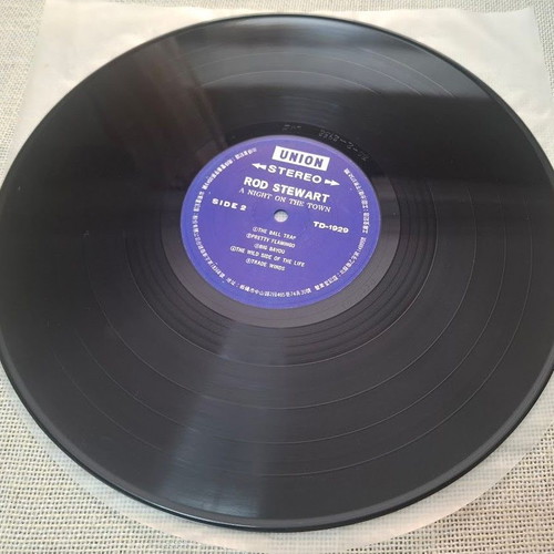 Rod Stewart A Night On The Town LP употребяван, рок