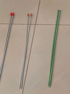 Knitting Needles new, sizes 5, 3 1/2