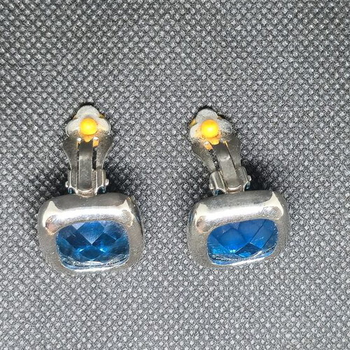 Vintage silver clip-on earrings with blue crystal like new