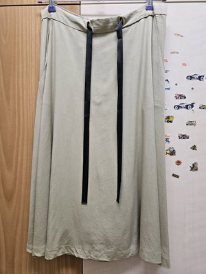 Julia Bergovich long skirt like new, green