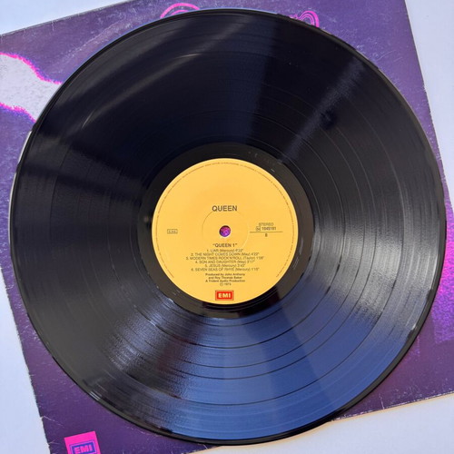Queen Queen LP used, rock genre