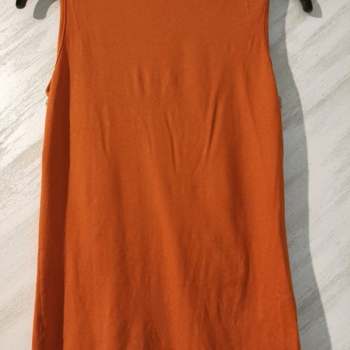 Orange sleeveless blouse with wooden beads like new, size S