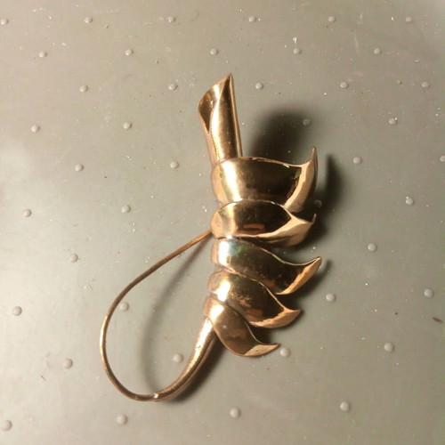 Bronze handmade brooch with organic design made to order