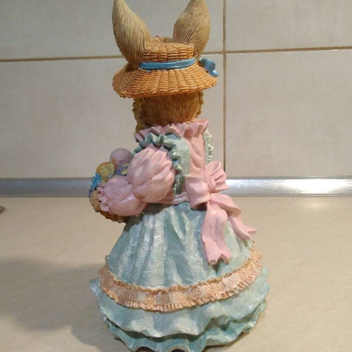 Ceramic Easter Bunny with Basket 1996, used decorative figurine
