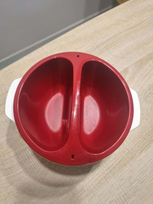 Tupperware chocolate melting bowl like new