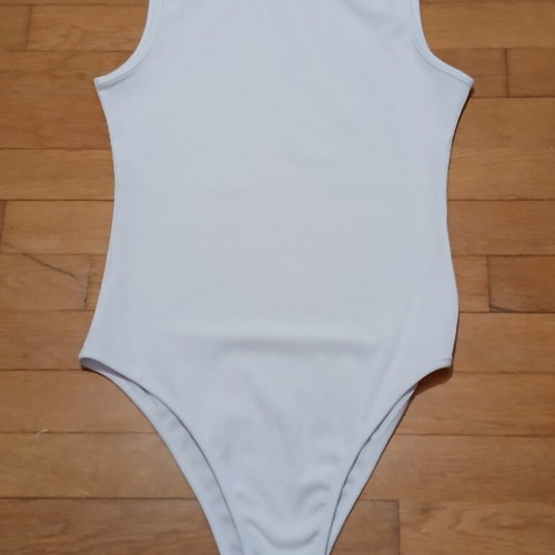 Shein white basics solid round neck tank bodysuit size XS like new