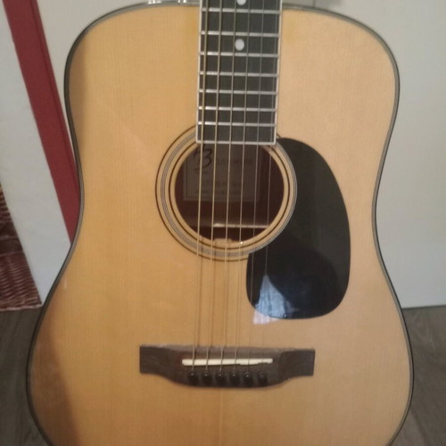 Harley Benton Travel Mini Acoustic Guitar like new with Daddario strings