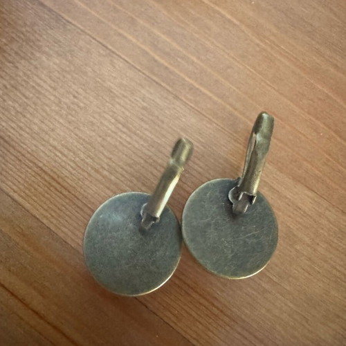 Earrings with rose like new