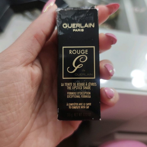 Guerlain Rouge Velvet used red lipstick