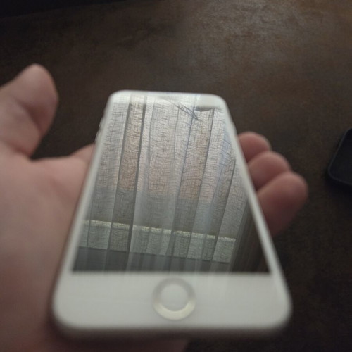 iPhone 8 128GB like new, white