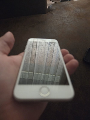 iPhone 8 128GB like new, white