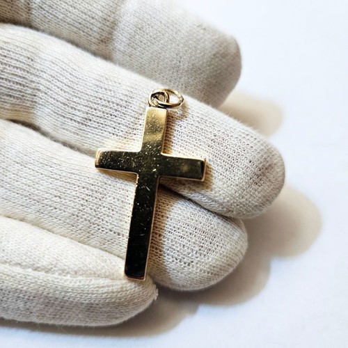 Gold cross 18K used, 6.29g, size 3.7x2cm