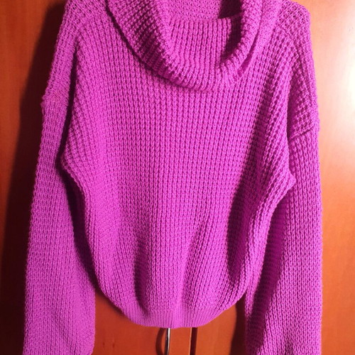 Wool sweater pink new, warm and comfortable