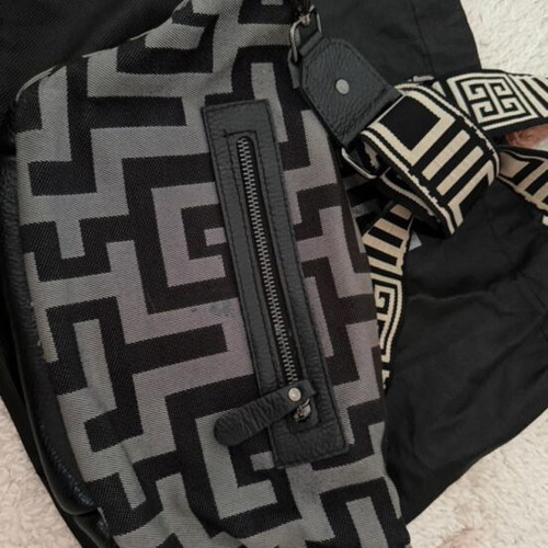 EL Waist Bag like new, black and grey