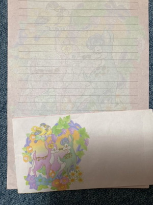Letter set with envelope like new
