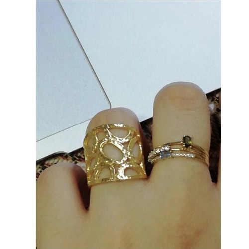 Open ring like new, gold color