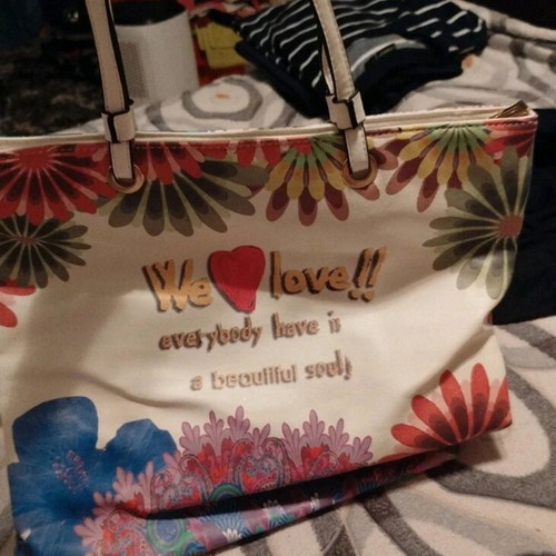 Italy's leather shoulder bag new, white with multicolor design