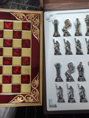 Marinakis Bros Chess Set new, wooden box with ancient Greek warriors theme