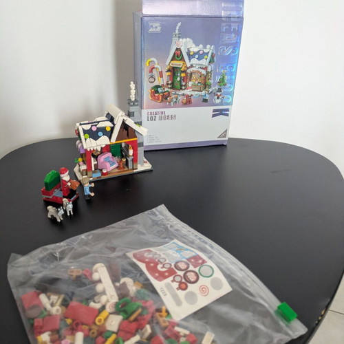 Christmas house building blocks like new