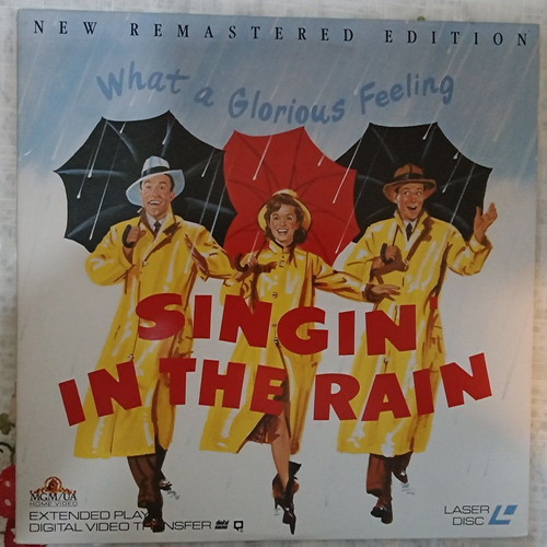Singin' in the Rain LaserDisc like new