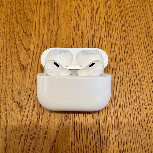 Apple AirPods Pro 2nd Generation used