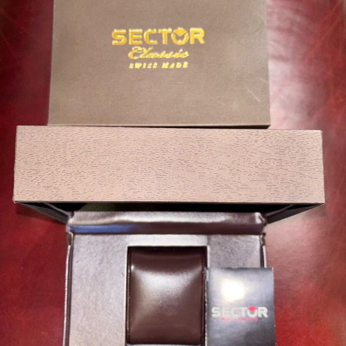Sector Classic watch case like new with box and booklet