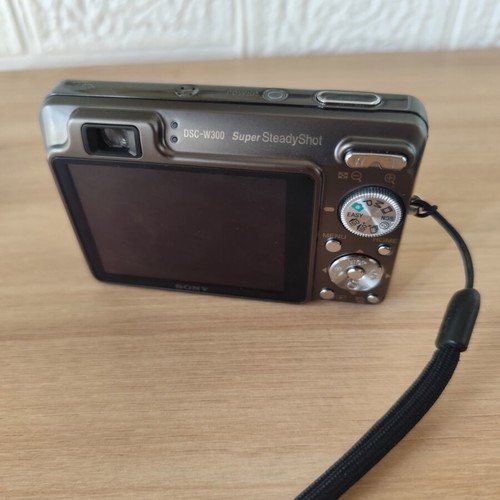 Sony Cyber-shot DSC-W300 compact digital camera