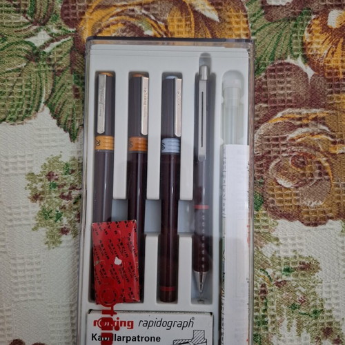 Rotring Rapidograph Junior technical drawing set (0.2 / 0.4 / 0.6)