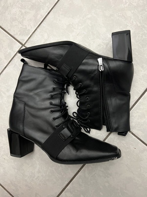 Wall Street women's ankle boots size 40, genuine leather like new, black