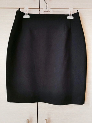 Black mini skirt used, Italian size 44