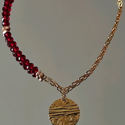 Handmade steel necklace like new, red and gold